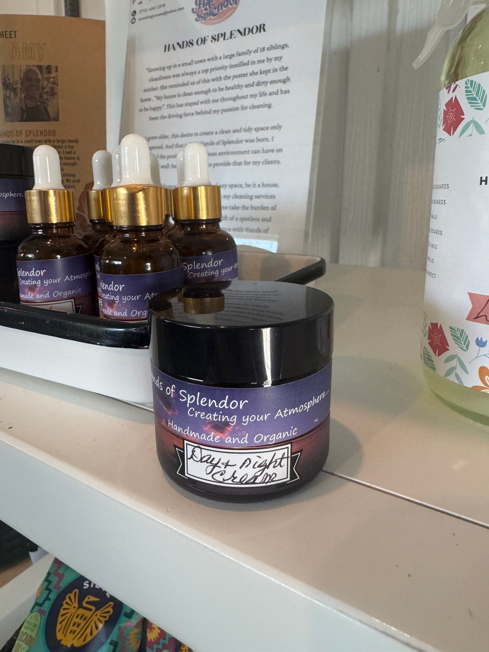 Hands of Splendor Day & Night Cream